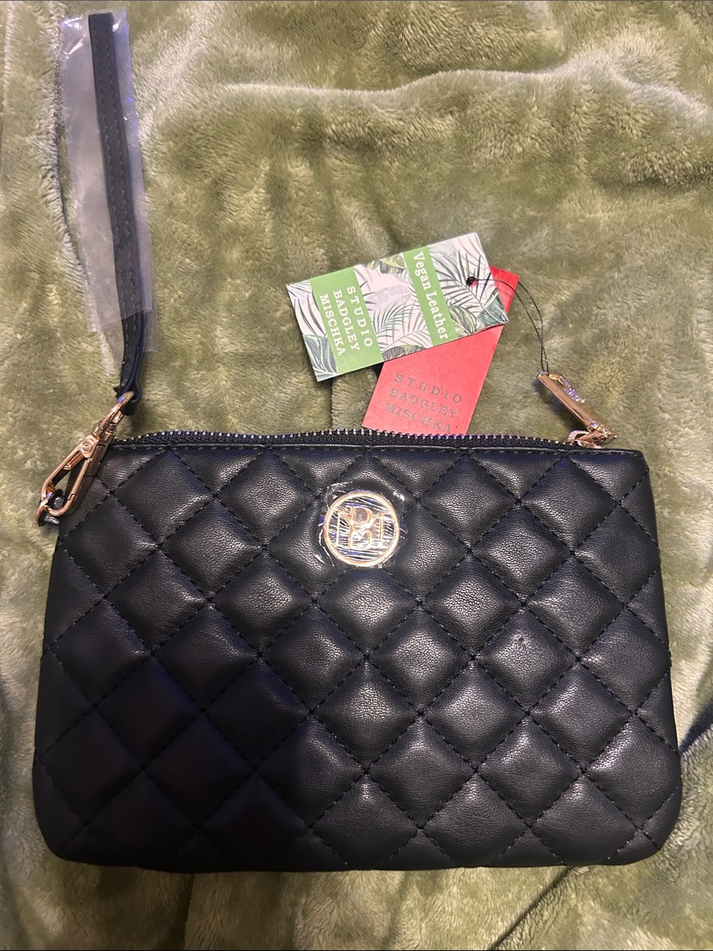 Badgley Mischka wristlet NWT